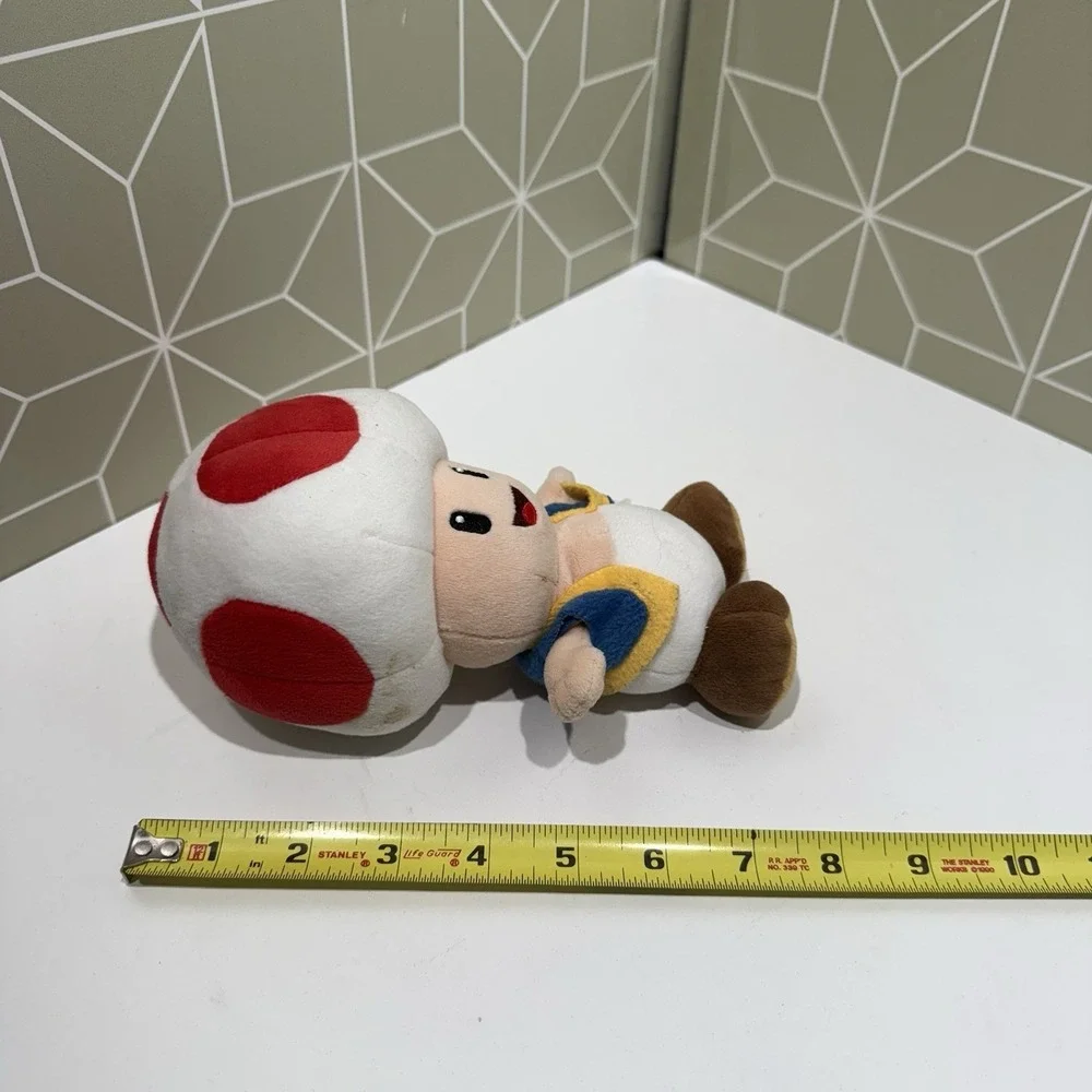 Super Mario 2018 Red‎ Mega Mushroom